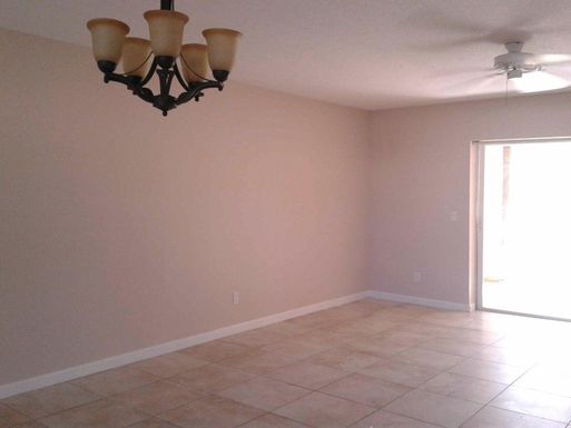 2082 Wild Meadow, Port Saint Lucie, FL 34952