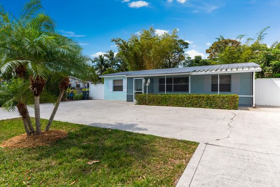 4508 Chatham, Stuart, FL 34997