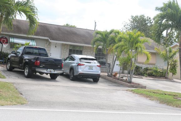 4074 Park, West Palm Beach, FL 33406