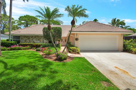 2422 40th, Boca Raton, FL 33431