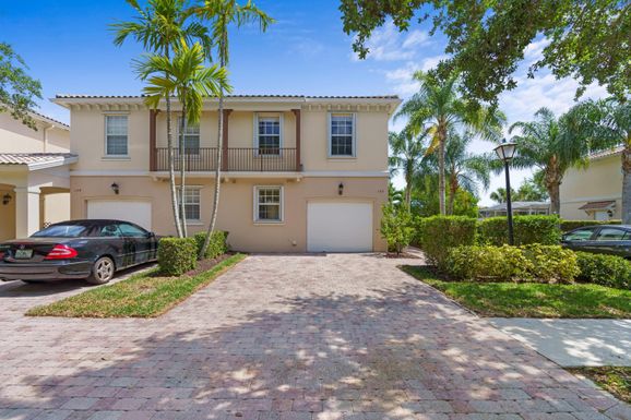 132 Santa Barbara, Palm Beach Gardens, FL 33410