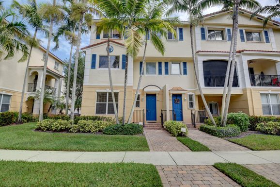 2861 Oasis, Boynton Beach, FL 33426