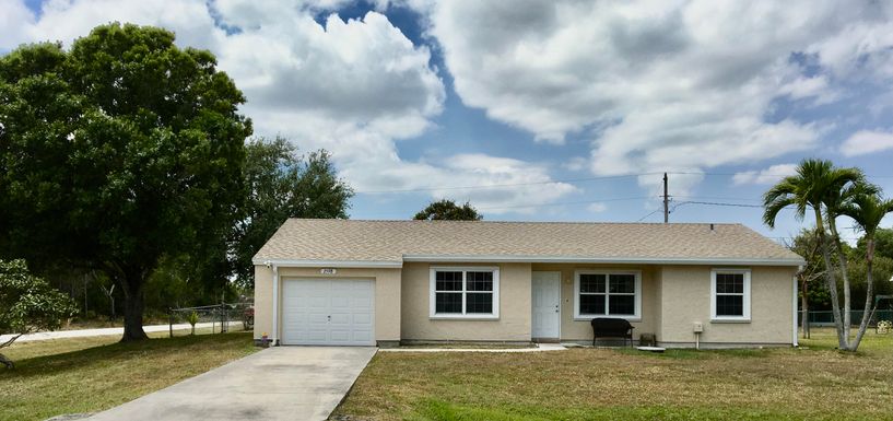 2598 Lakewood, Port Saint Lucie, FL 34952