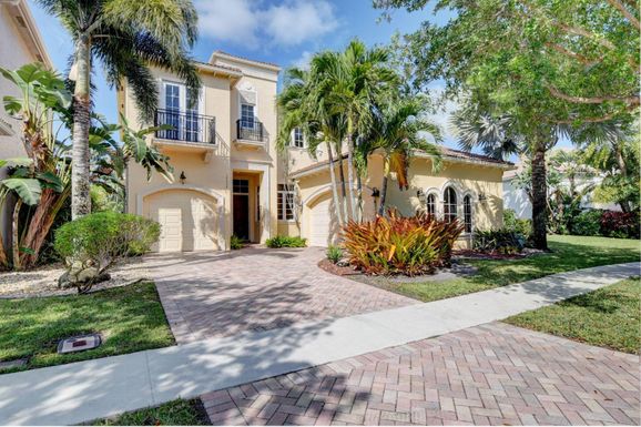 17739 Lake Azure, Boca Raton, FL 33496