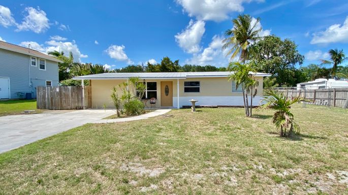 8913 Colony, Hobe Sound, FL 33455