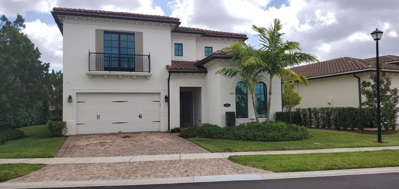 917 113th, Pembroke Pines, FL 33025