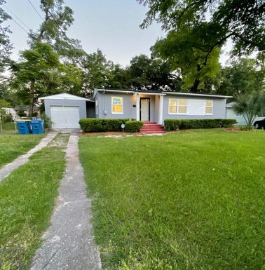 7801 Caxton, Jacksonville, FL 32208