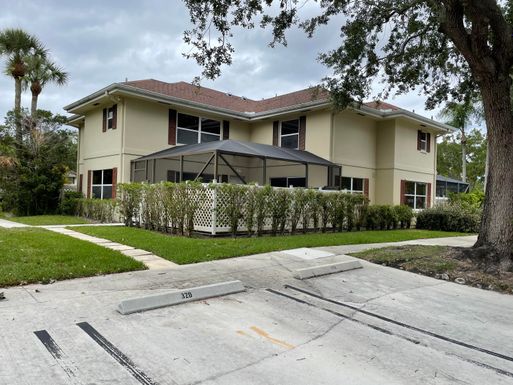 34 Clinton, Royal Palm Beach, FL 33411