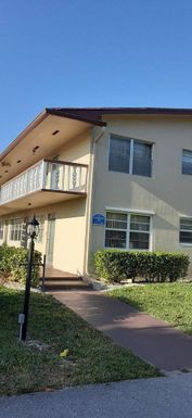 188 Cambridge H, West Palm Beach, FL 33417