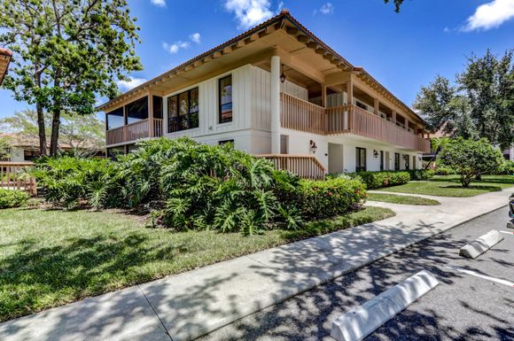 522 Brackenwood, Palm Beach Gardens, FL 33418