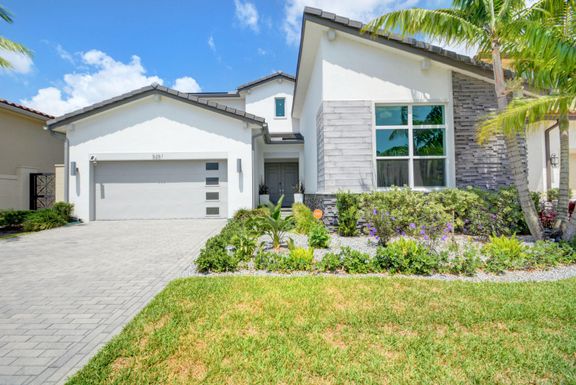 5251 Beland, Lake Worth, FL 33467