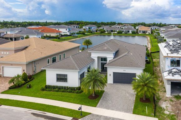 2735 69th, Boca Raton, FL 33496