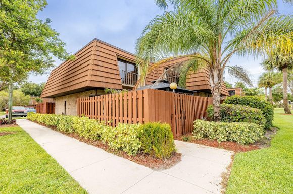 1402 Nebraska, Fort Pierce, FL 34950