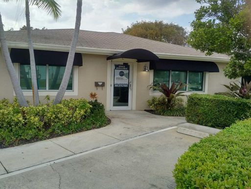 1030 Wallace, Delray Beach, FL 33444