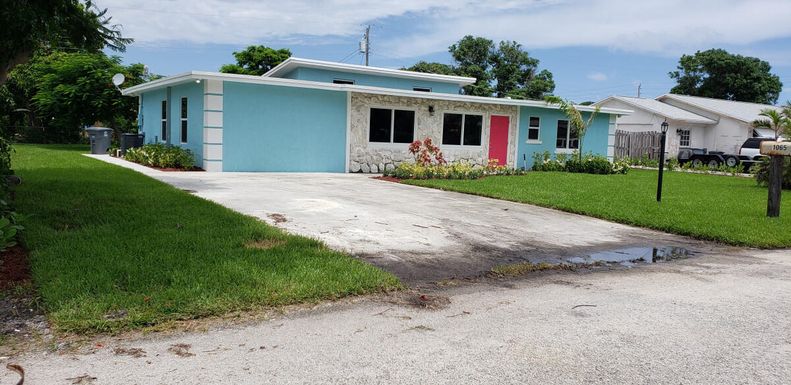 1065 Brown, Lantana, FL 33462