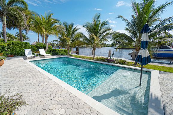 3211 Karen, Delray Beach, FL 33483