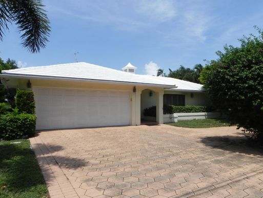 929 Dogwood, Delray Beach, FL 33483