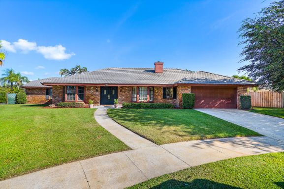 46 Poplar, Tequesta, FL 33469