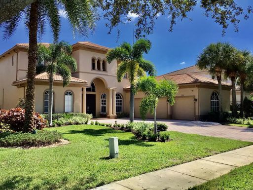 9141 Pineville, Lake Worth, FL 33467