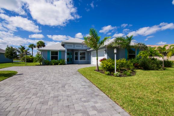 933 Yearling, Sebastian, FL 32958