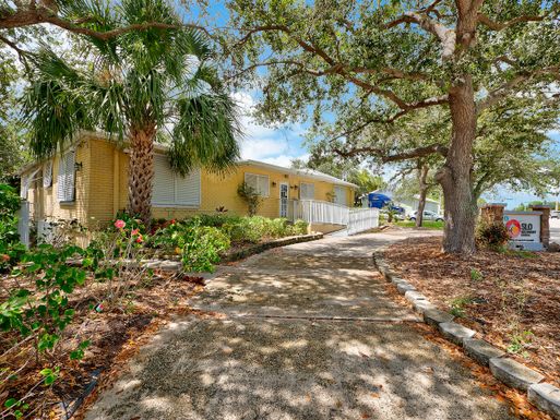 112 10th, Delray Beach, FL 33483