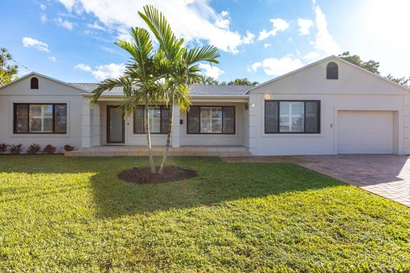 21 Harvard, Lake Worth, FL 33460