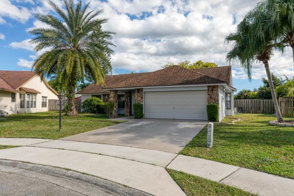 9216 Neptunes Basin, Boca Raton, FL 33434