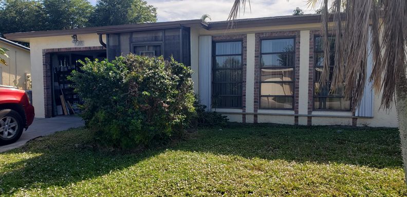 6388 Country Wood, Delray Beach, FL 33484