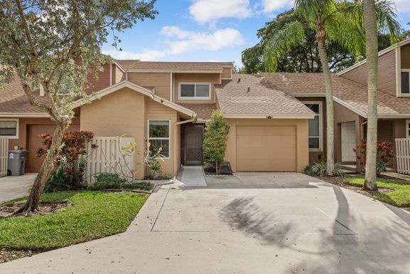 22496 Cypress Wood, Boca Raton, FL 33428