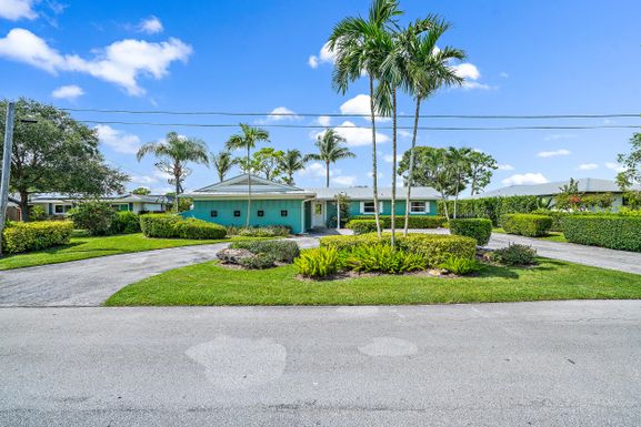 17 Palmetto, Tequesta, FL 33469