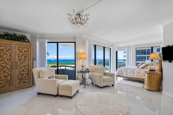 3120 Ocean 2 101, Palm Beach, FL 33480