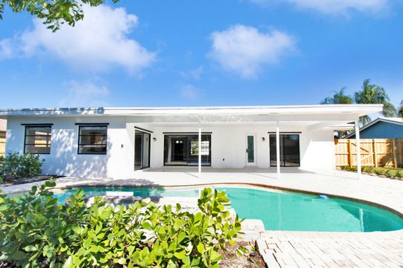 1350 26th, Boynton Beach, FL 33426