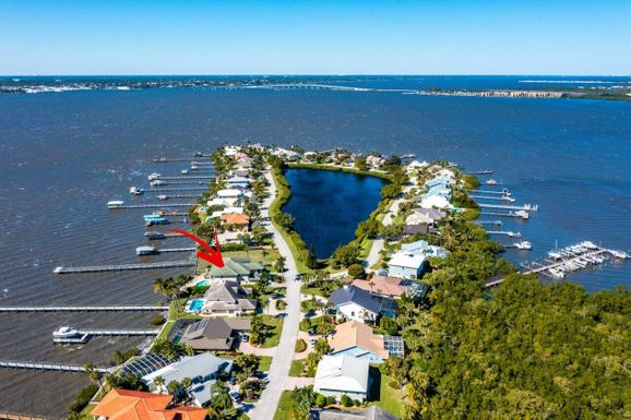 4300 Joes Point, Stuart, FL 34996