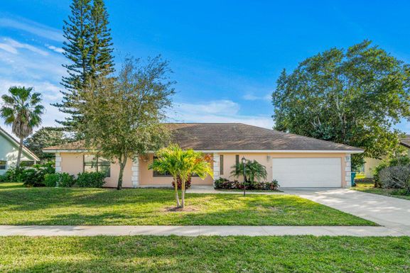 922 33rd, Boynton Beach, FL 33435