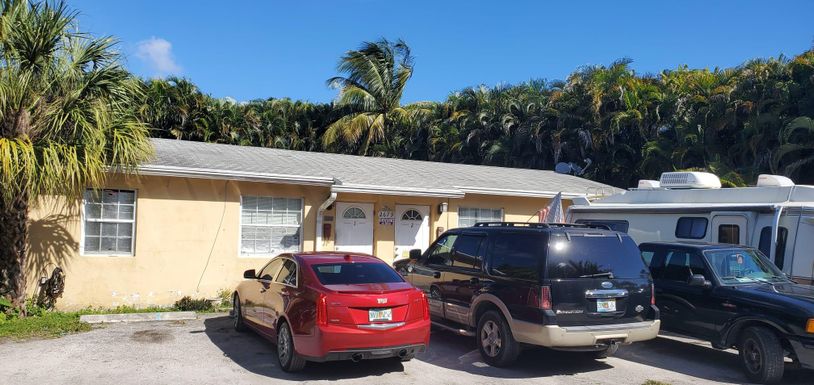 2679 Helyn, Lake Worth, FL 33461