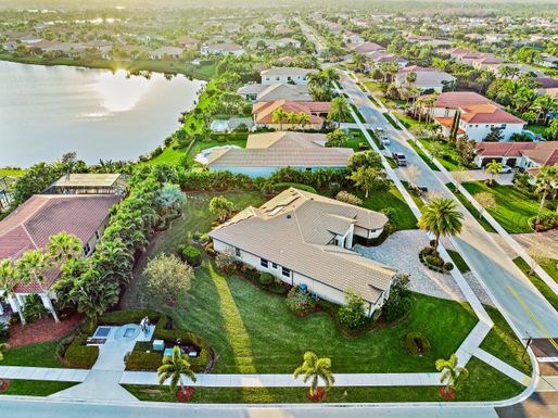 104 Manor, Jupiter, FL 33458