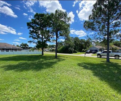6065 Winfield, Port Saint Lucie, FL 34986