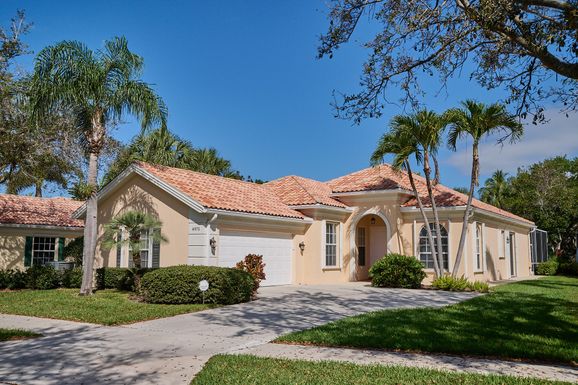 4975 Garden, Delray Beach, FL 33445