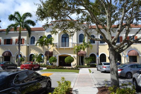 4495 Military, Jupiter, FL 33458