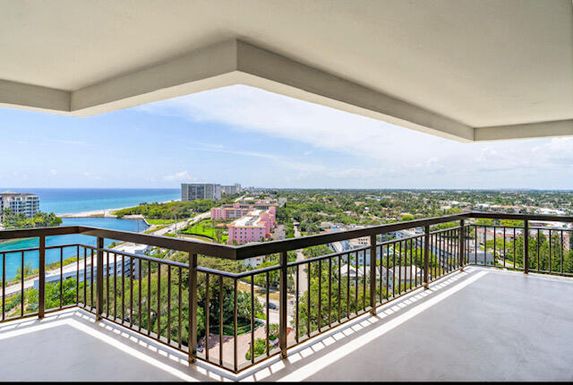 901 Camino Real, Boca Raton, FL 33432