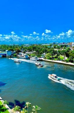 1000 Lowry, Delray Beach, FL 33483