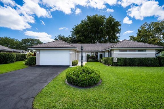 11605 Lake, Boynton Beach, FL 33436