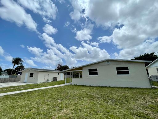 4790 Alberta, West Palm Beach, FL 33417