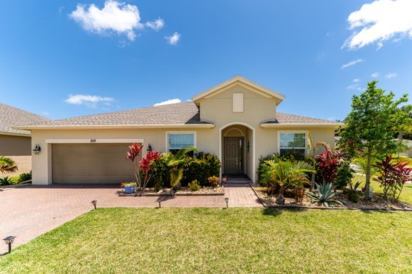 858 Gairloch, Fort Pierce, FL 34947