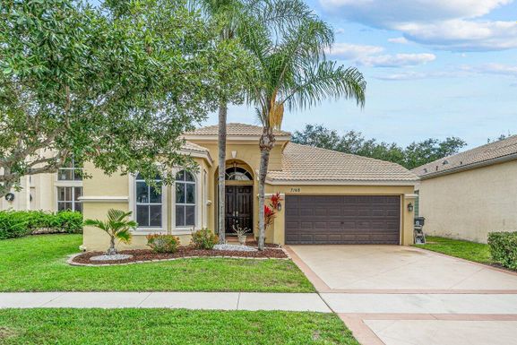 7168 Copperfield, Lake Worth, FL 33467
