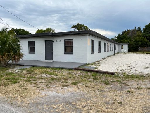 1309 19th, Fort Pierce, FL 34950