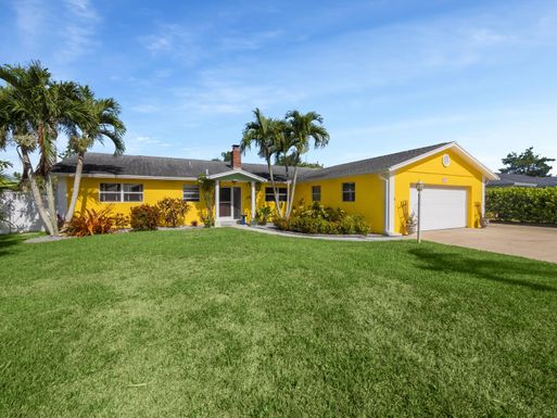 622 Pine Tree Lane, Palm City, FL 34990