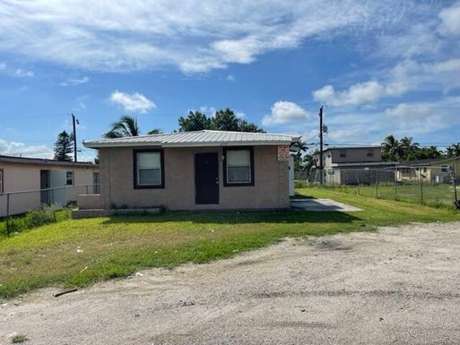 639 5th, Belle Glade, FL 33430