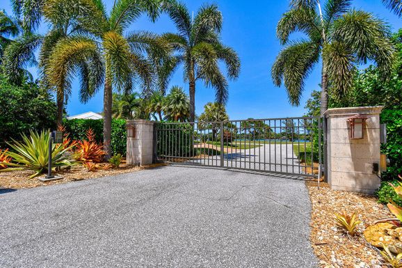 4083 Old St Lucie, Stuart, FL 34996