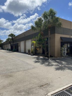 1855 Dr Andres, Delray Beach, FL 33445